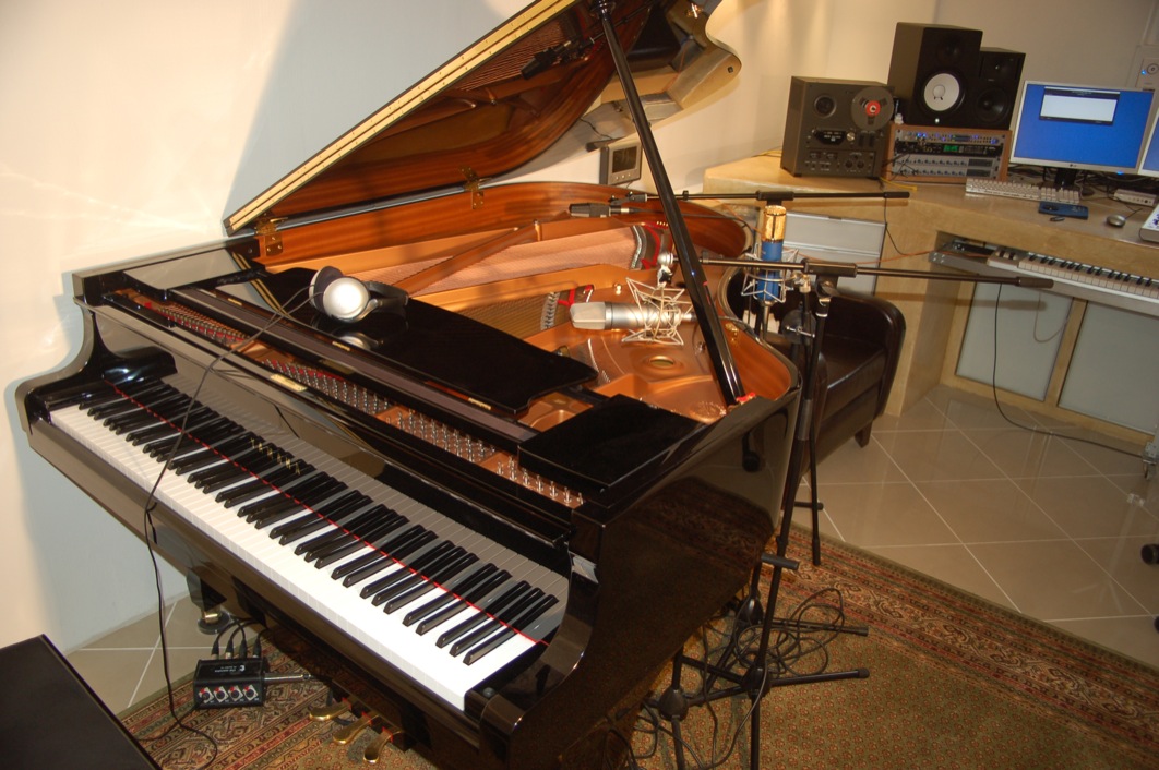 Fluegel%20Yamaha%20C3-0986.JPG